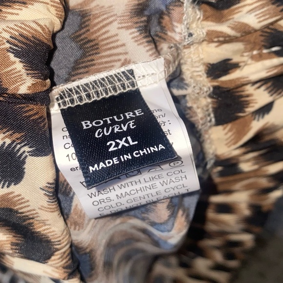 Leopard Print Shorts - Picture 2 of 2